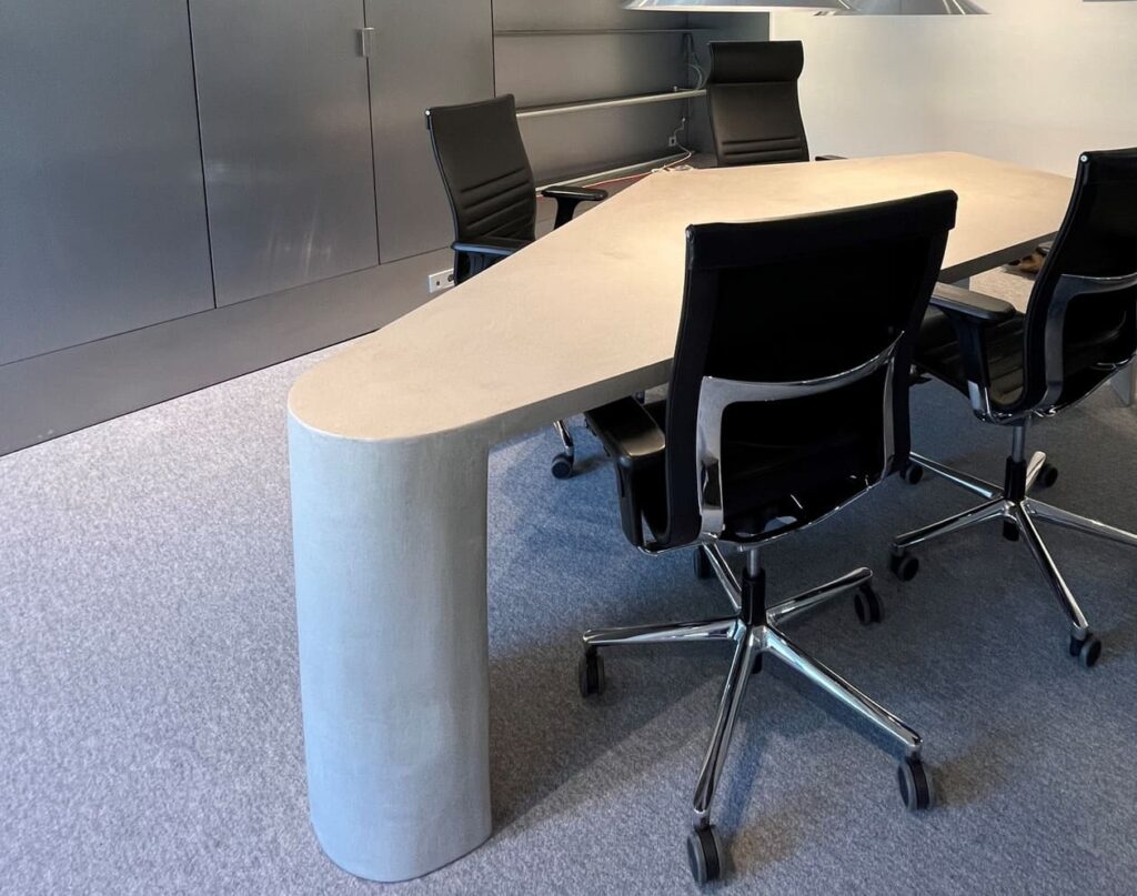 mesa-microcemento-oficina